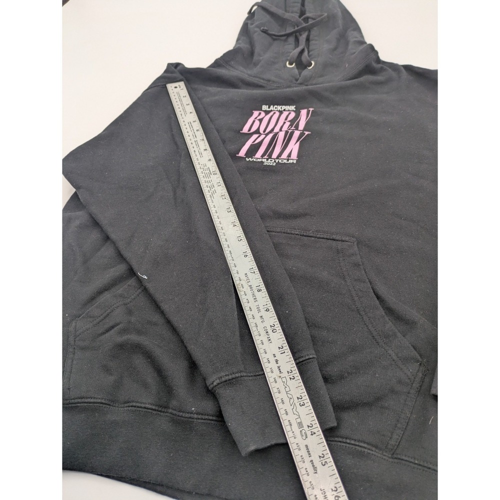 BlackPink Born Pink 2022 World Tour Crewneck Sweatshirt Large Faded Black/ Gray - Picture 4 of 9